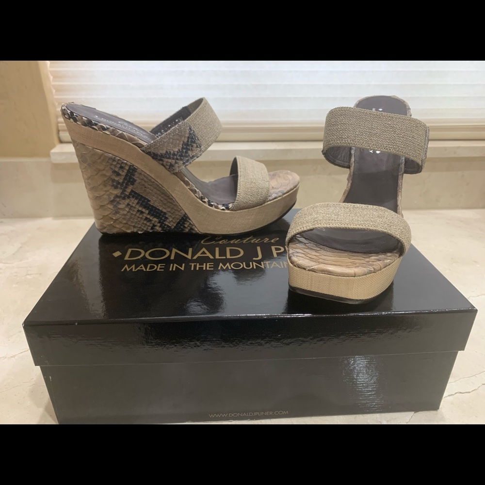 Donald Pliner Couture Sindy Wedge Sandal